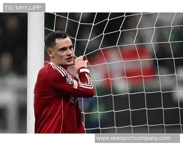 纳格尔斯曼称赞萨内在土超和欧冠的优异表现成功入选国家队